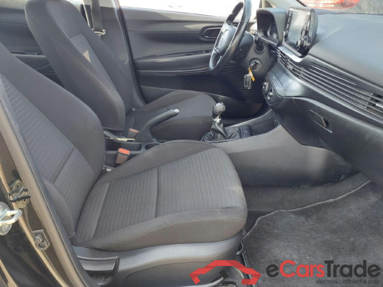 HYUNDAI i20 / 2020 / 5P / berlina con portón 1.2 MPI Klass #5