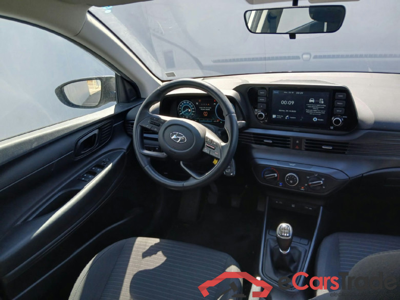 HYUNDAI i20 / 2020 / 5P / berlina con portón 1.0 TGDI 74kW (100CV) 48V Klass #3