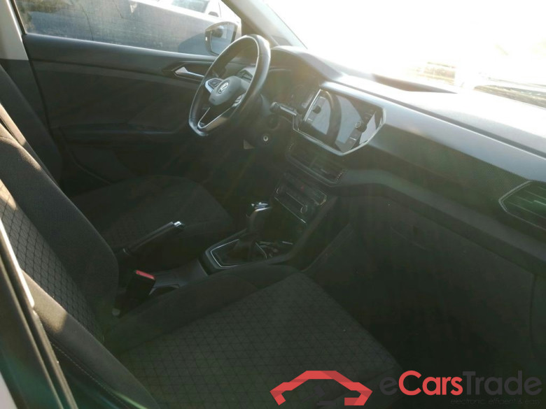 VOLKSWAGEN T-Cross / 2018 / 5P / todoterreno Advance 1.0 TSI 85kW (115CV) DSG (AC) #6
