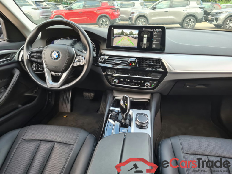 BMW 530e Plug-In Hybrid Aut. LED LC-Pro Navi-Pro Leather KeylessGo Camera Klima PDC ... #6