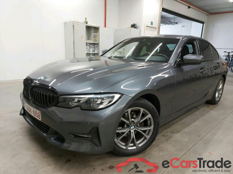 BMW - BMW 3 BERLINE 318dA 136PK Business Edition Sport & Heated Seats & Electric Towing Hook