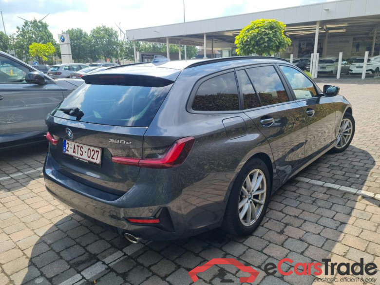 BMW - BMW 3 TOURING 320e 204PK Pack Business With Climatic & Navigation  * HYBRID * #2