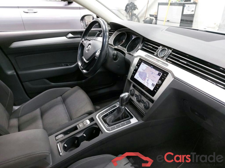 VOLKSWAGEN - VW  PASSAT VARIANT TDI 120PK DSG-7 Comfortline Business & Heated Seats & App Connect GPS & Trailer Hook Fixed           ***             PRIVAT CAR NO VAT  !           ***            ! #3