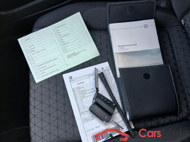 VOLKSWAGEN T-Cross / 2018 / 5P / todoterreno Advance 1.0 TSI 70kW (95CV) (AC2) #5
