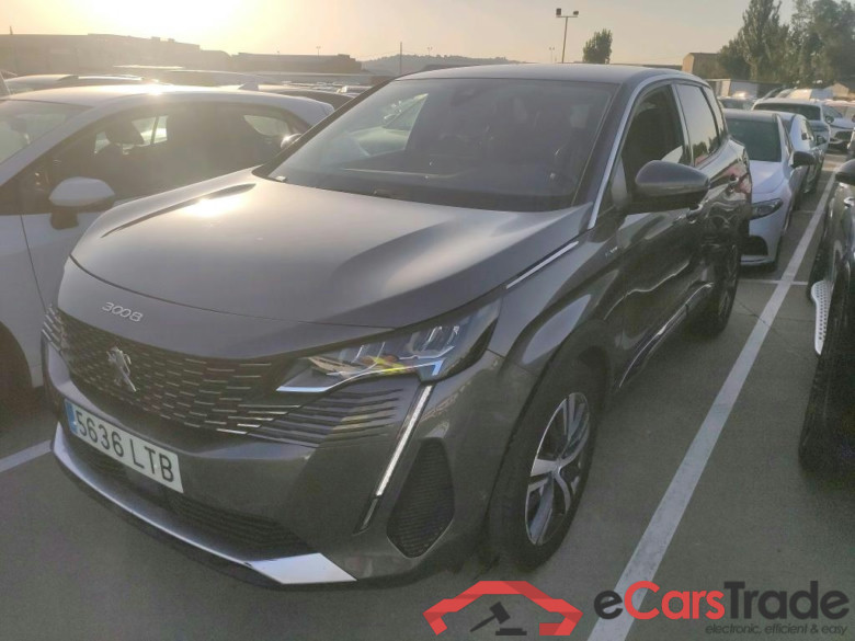 PEUGEOT 3008 Hybrid / 2020 / 5P / todoterreno 225 e-EAT8 Allure #1