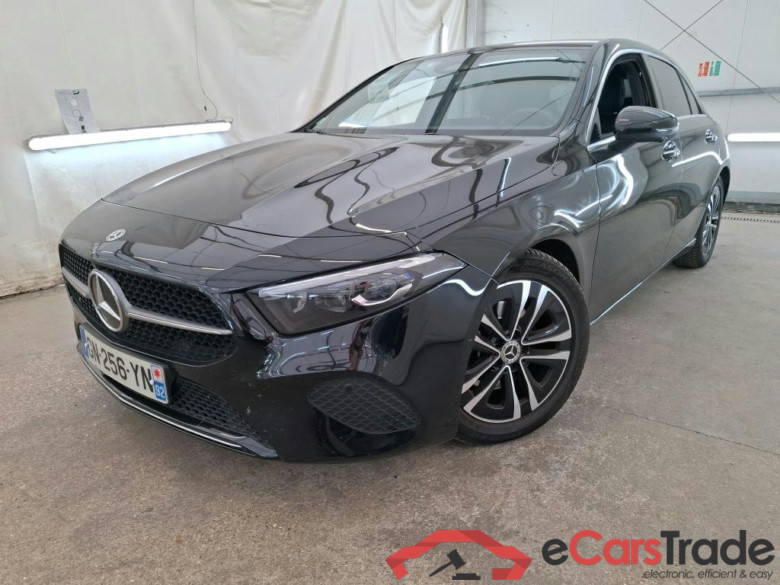 MERCEDES-BENZ Classe A Compact / 2022 / 5P / Berline A 200 Business Line 7G-DCT #1
