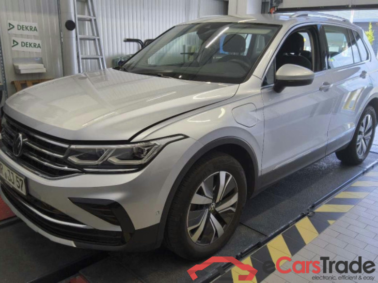 Volkswagen Tiguan (AX1)(07.2020->2024) DE - SUV5 1.4 TSI eHybrid EU6d, Elegance OPF, (Facelift) 2020 - 2023 #1