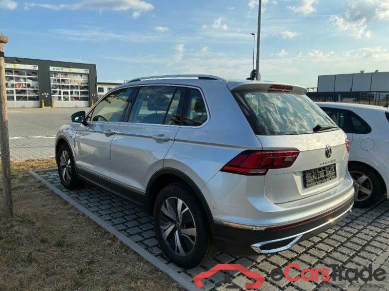 Volkswagen Tiguan (AX1)(07.2020->2024) DE - SUV5 1.4 TSI eHybrid EU6d, Elegance OPF, (Facelift) 2020 - 2023 #4