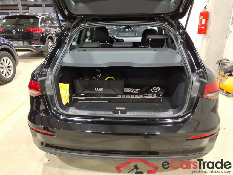 AUDI A3 SPORTBACK 1.4 40 TFSI E S TRONIC SPORTB ATTRACTION #3