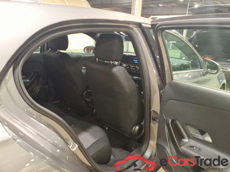 MERCEDES-BENZ CLASS A (W177) A 180 Business Solution #5
