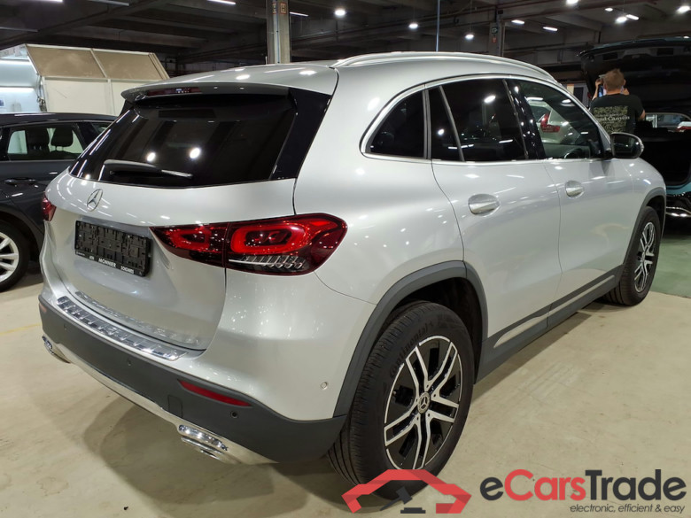 MERCEDES-BENZ CLASS GLA DIESEL - 2020 GLA 200 d #4