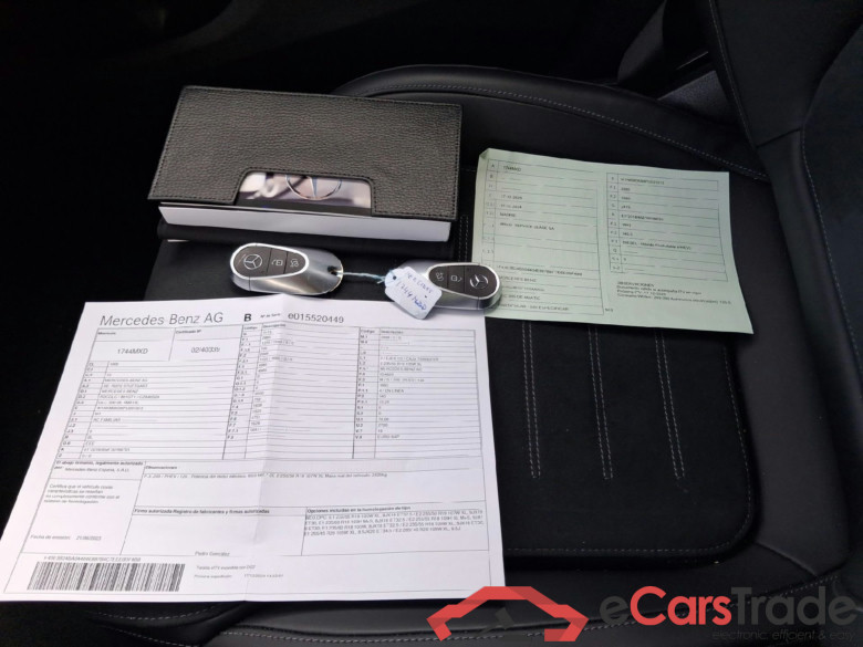 MERCEDES-BENZ GLC / 2022 / 5P / todoterreno GLC 300 de 4MATIC #5