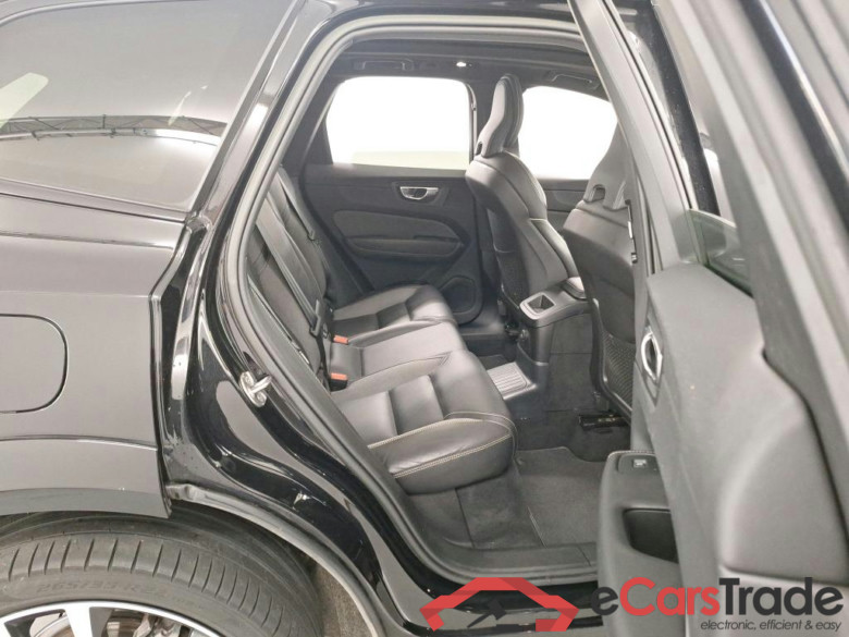 VOLVO XC60 2.0 T8 PHEV R-DESIGN AUTO 4WD #6