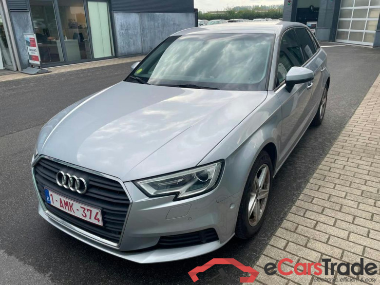 AUDI A3 Sportback Dsl A3 Sportback 1.6 TDi S tronic