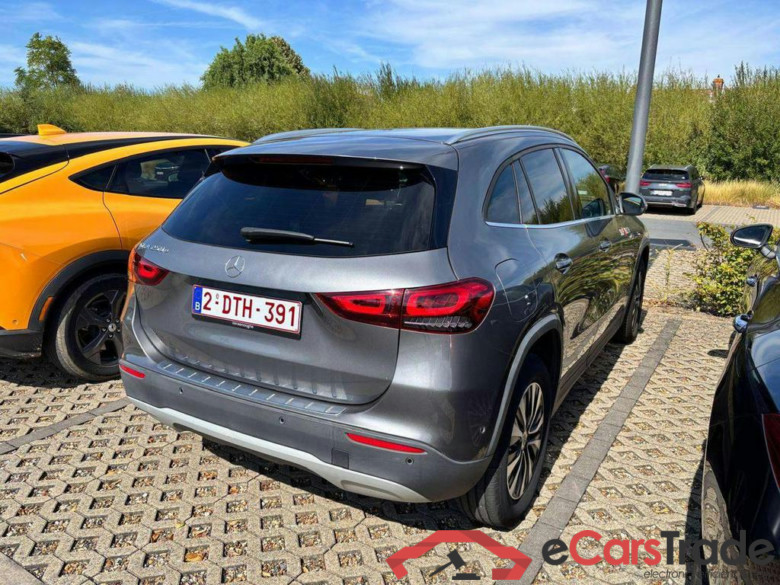 MERCEDES-BENZ GLA PHEV (H247) GLA 250 e PHEV #3