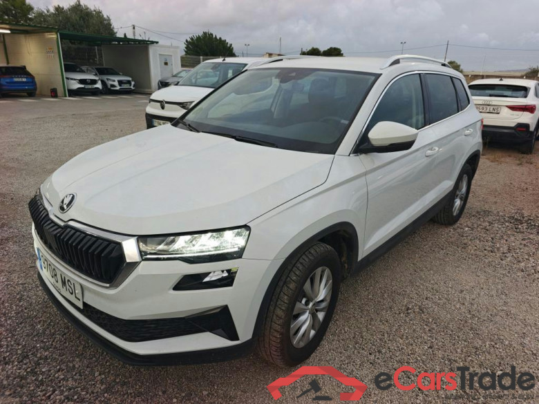 SKODA Karoq / 2021 / 5P / todoterreno 1.5 TSI 110kW (150CV) DSG ACT Selection #1