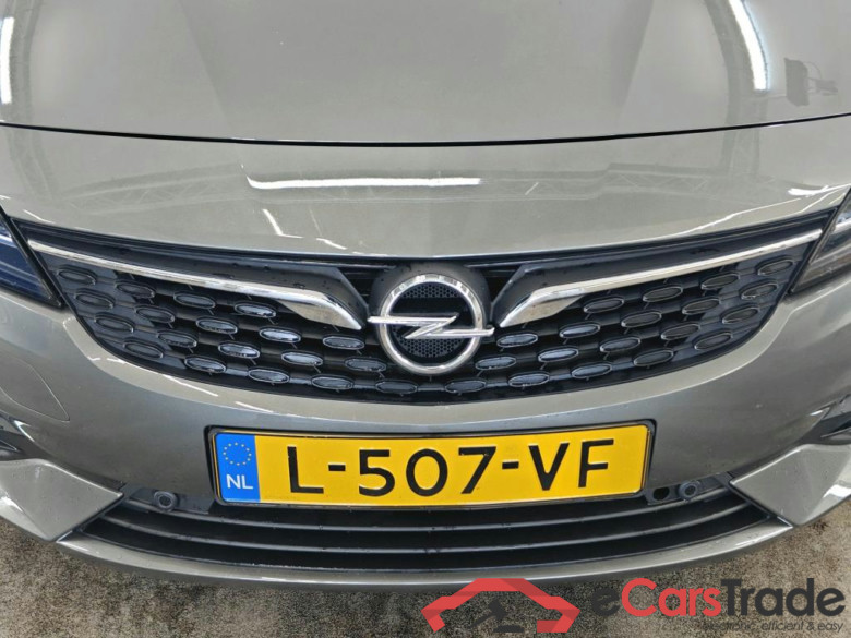 Opel Astra Sports Tourer 1.2 turbo 96kW Design & Tech 5d #5