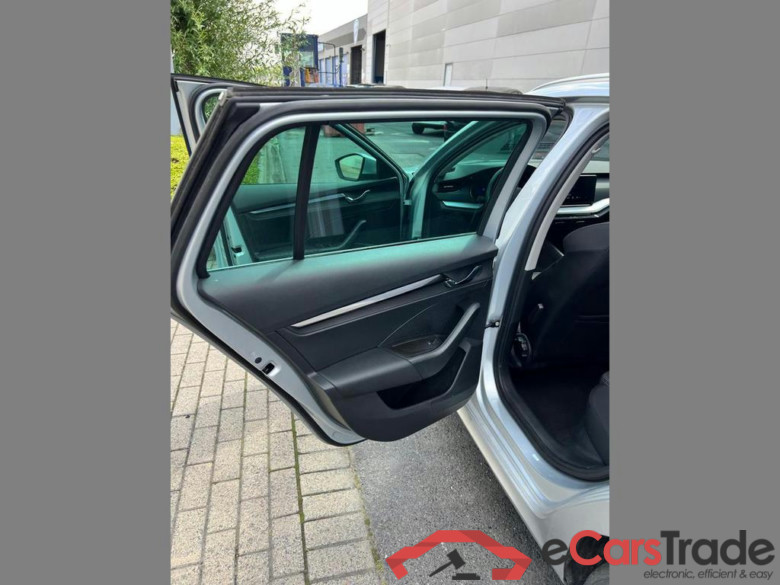 SKODA Octavia Combi Dsl Octavia SW 2.0 TDi SCR Clever DSG #5