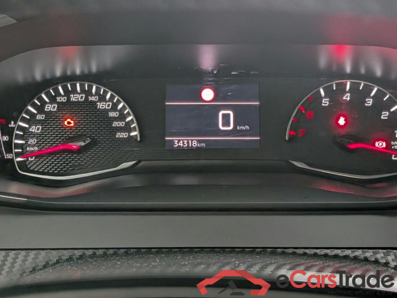 PEUGEOT 2008 1.2 PureTech Active #6
