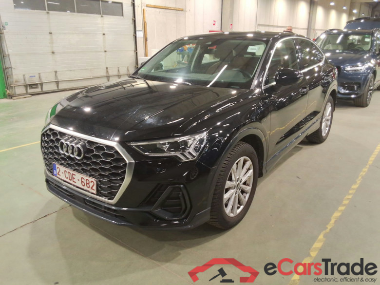 AUDI Q3 Sportback 1.4 45 TFSI E S TRONIC #1