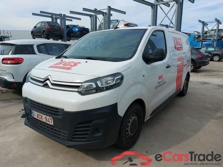 CITROËN - CIT JUMPY BlueHDi 120PK  Control        ***      NOCKENWELLE / STEUERKETTE  !   MOTORSCHADEN    -   CAMSHAFT CHAIN !  ENGINE OUT      ***         With Manual Clima #1