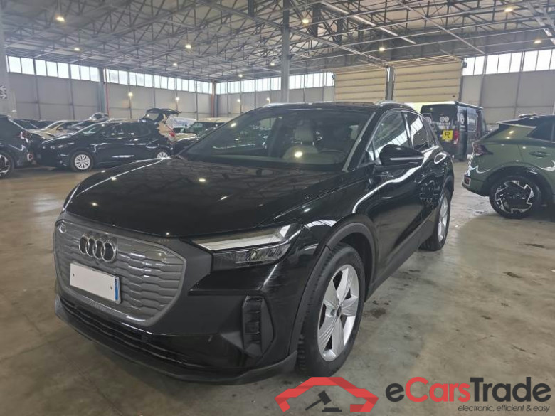 AUDI Q4 E-TRON / 2021 / 5P / SUV 35 E-TRON BUSINESS