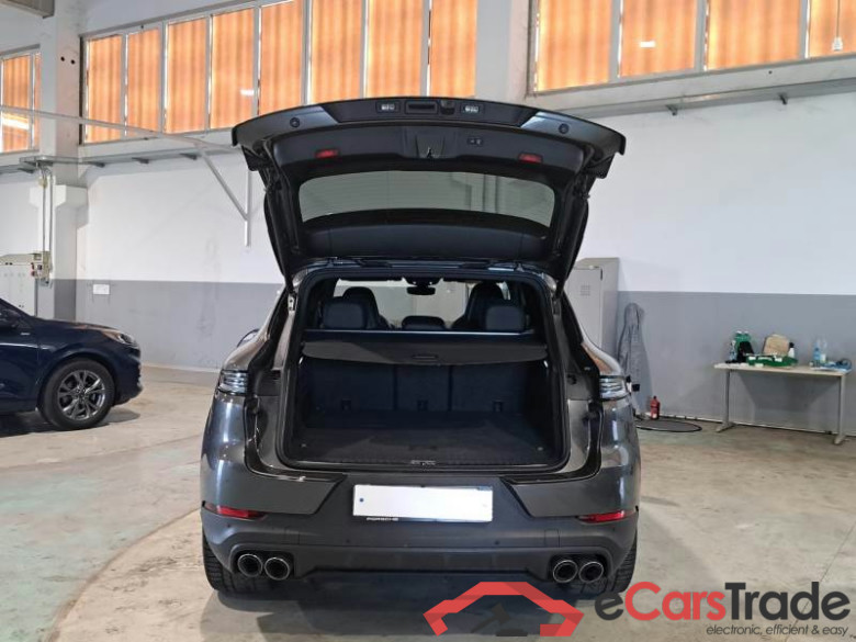 PORSCHE CAYENNE / 2023 / 5P / SUV 3.0 V6 E-HYBRID #5