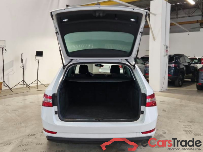 SKODA SUPERB WAGON / 2019 / 5P / STATION WAGON 1.4 TSI PLUG-IN HYBRYD EXECUTIVE DSG #5