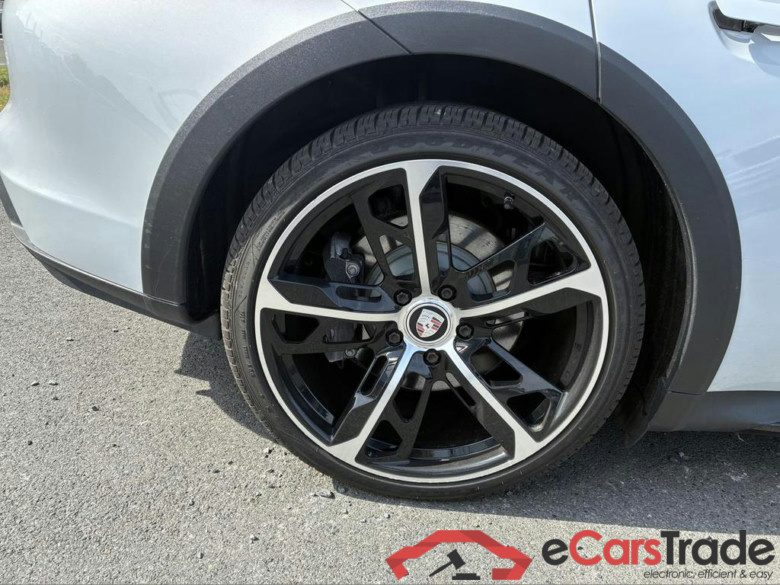 PORSCHE Taycan Cross Turismo 93.4 kWh Taycan 4 Cross Turismo #4