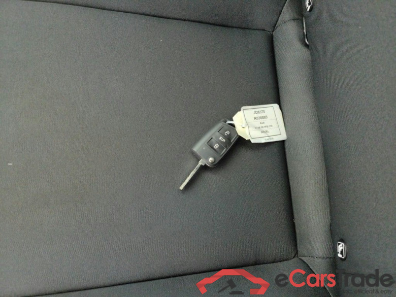 Audi A1 30 TFSI S tronic 5d #4