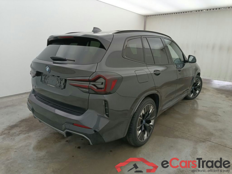 BMW iX3 iX3 5d #4