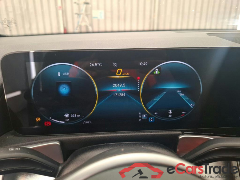 MERCEDES-BENZ GLB / 2019 / 5P / SUV GLB 200 d Business Line #6