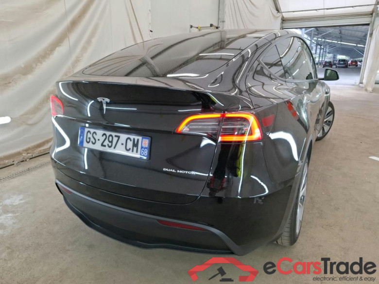 TESLA Model Y / 2020 / 5P / SUV Grande Autonomie Dual Motor AWD #4
