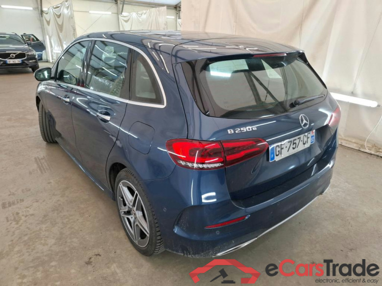 Mercedes B 250e Plug-In Hybrid AMG Aut. LED-Multibeam Widescreen Ambient Navi Sport-Leather KeylessGo Camera Klima PDC ... #4