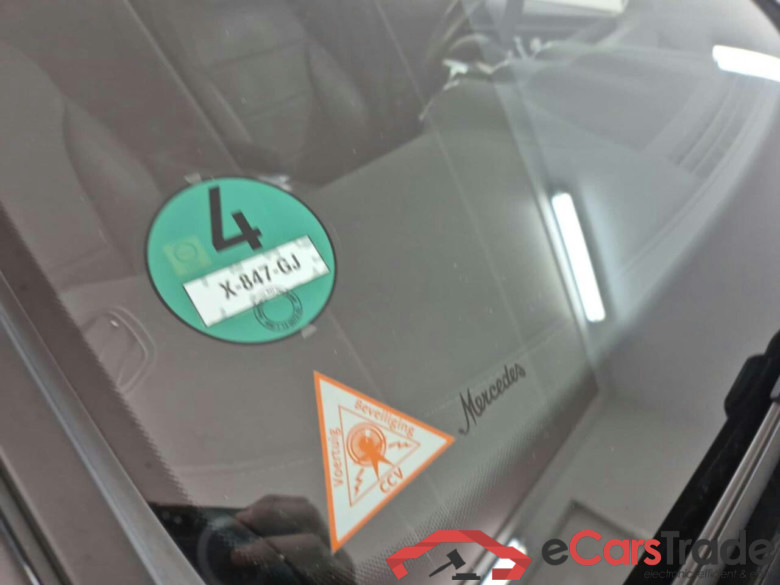 MERCEDES-BENZ GLC-Klasse 300e 4MATIC AMG Line #4