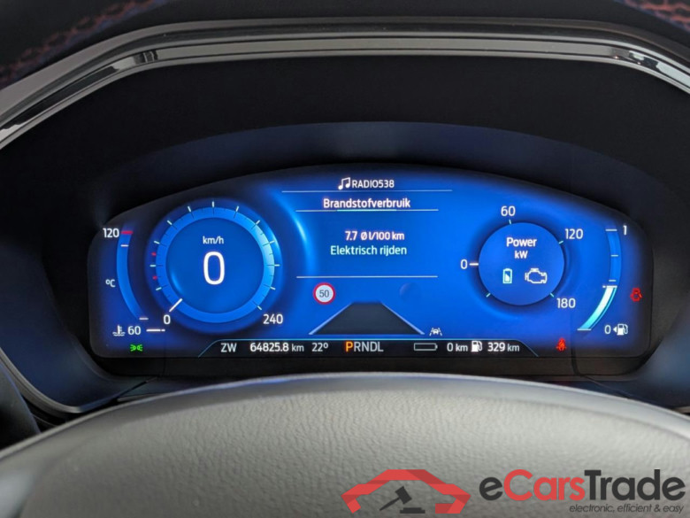 FORD Kuga 2.5 PHEV Vignale #6