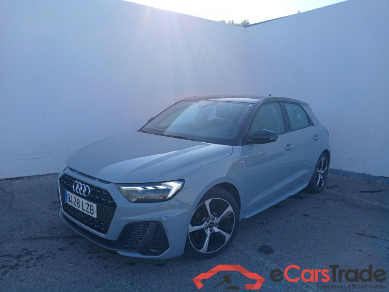 AUDI A1 / 2018 / 5P / berlina con portón Sportback Adrenalin 30 TFSI 81kW S tron(SP)