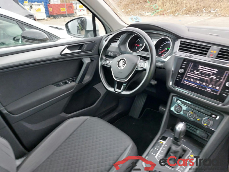 VOLKSWAGEN Tiguan / 2016 / 5P / todoterreno Advance 2.0 TDI 110kW (150CV) DSG (CX) #3