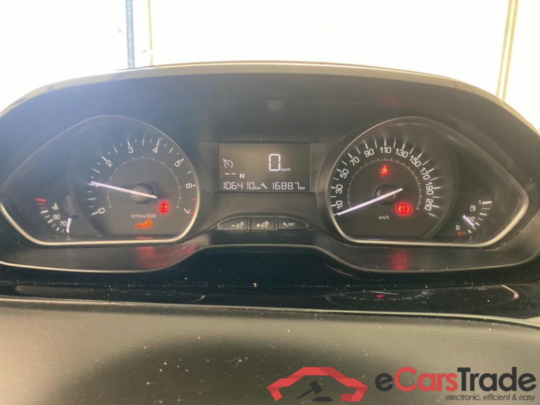 208 Affaire Premium Pack 1.2 80CV BVM5 E6dT #6