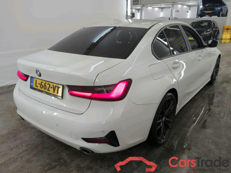 BMW 3 Serie Sedan 320e High Executive 4d + BMW Laserlight, Harman & Kardon #2