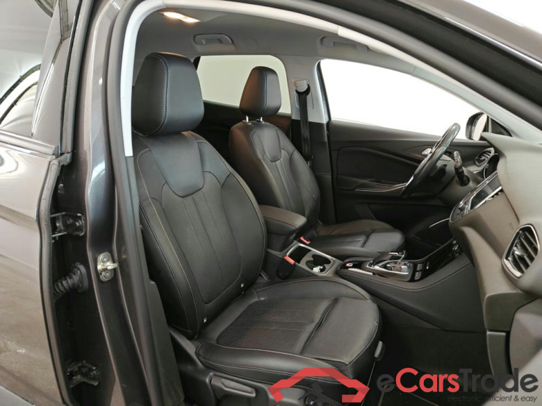 Opel Grandland X 1.6 Turbo 168kW Hybrid Ultimate Auto 5d #3