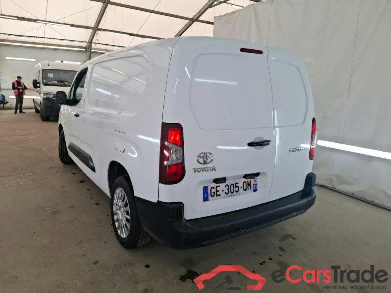 TOYOTA Proace City / 2019 / 4P / Fourgonnette 1.5 Long 130 D-4D Business #3
