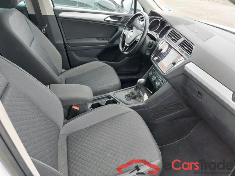 VOLKSWAGEN Tiguan / 2016 / 5P / todoterreno Advance 2.0 TDI 110kW (150CV) DSG (CX) #6