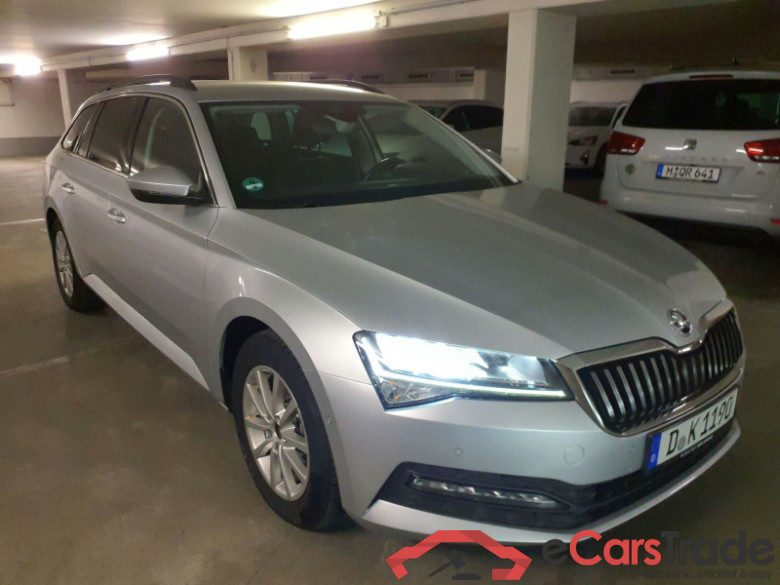 Skoda Superb Combi 
