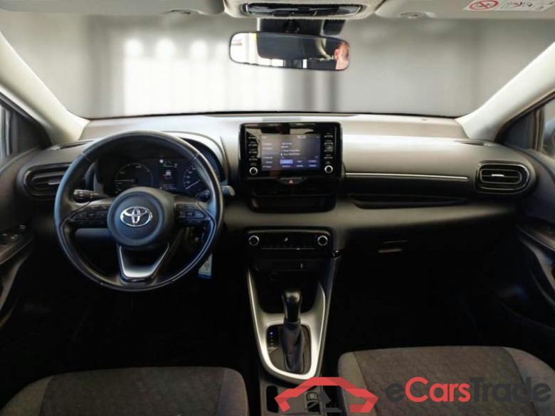 TOYOTA YARIS / 2020 / 5P / BERLINA HYBRID BUSINESS MY22 #3