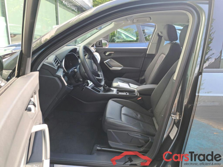 AUDI Q3 1.4 45 TFSI E S TRONIC S LINE #5