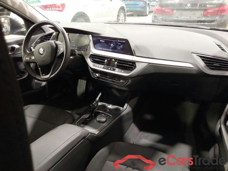 BMW 1 SERIES HATCH 1.5 118IA (100KW) #6