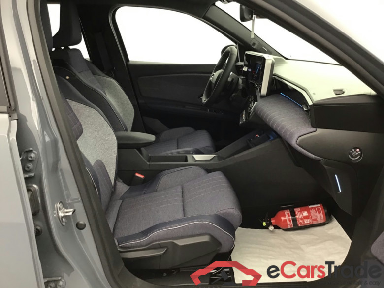 Renault R 4 Confort Electric 152hp #6