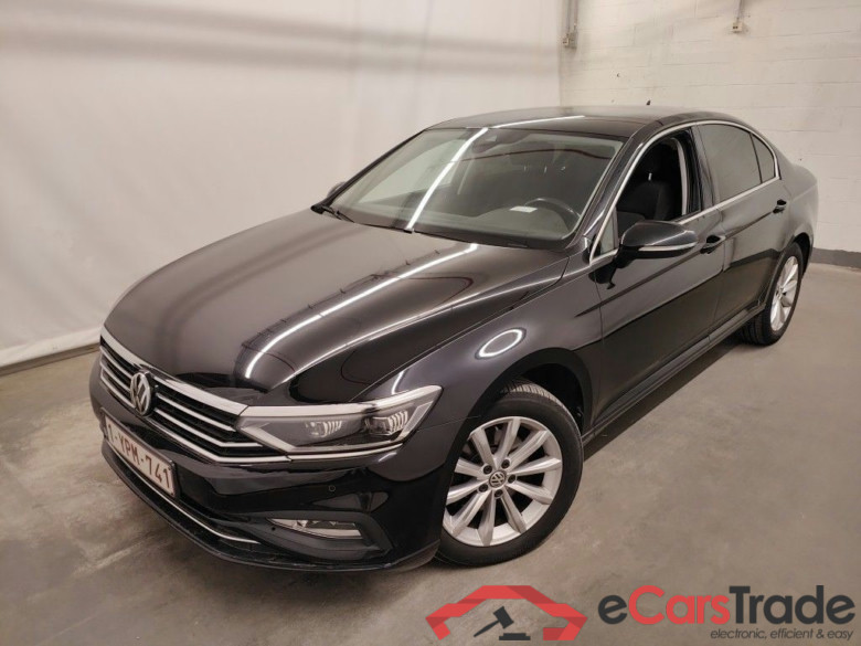 Volkswagen Passat 1.6 TDI Style Business DSG 4d