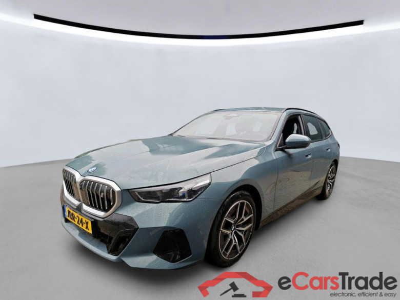 BMW i5 Touring 250 kW